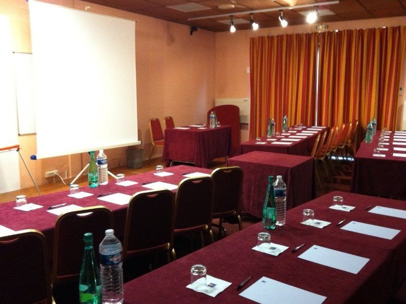 Comfort Hotel Toulouse Sud Ramonville-Saint-Agne Afaceri foto